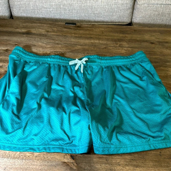 NWT women’s mesh summer shorts green 3XL (22) - Picture 1 of 2